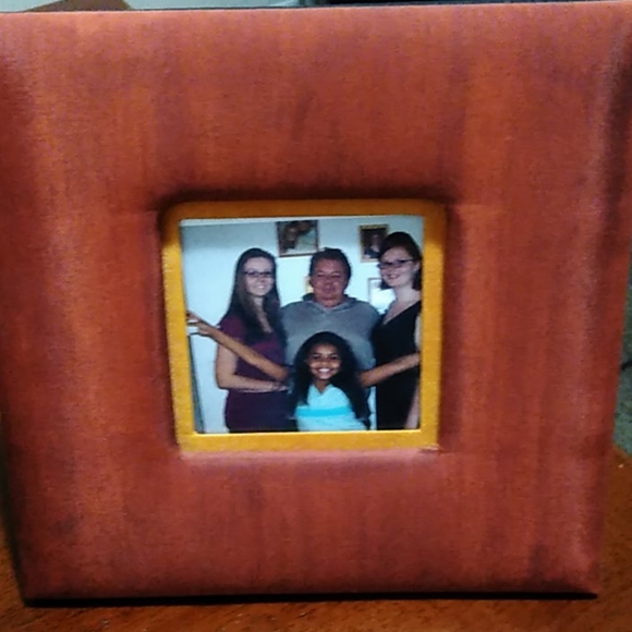 Frames - Picture 2 of 8